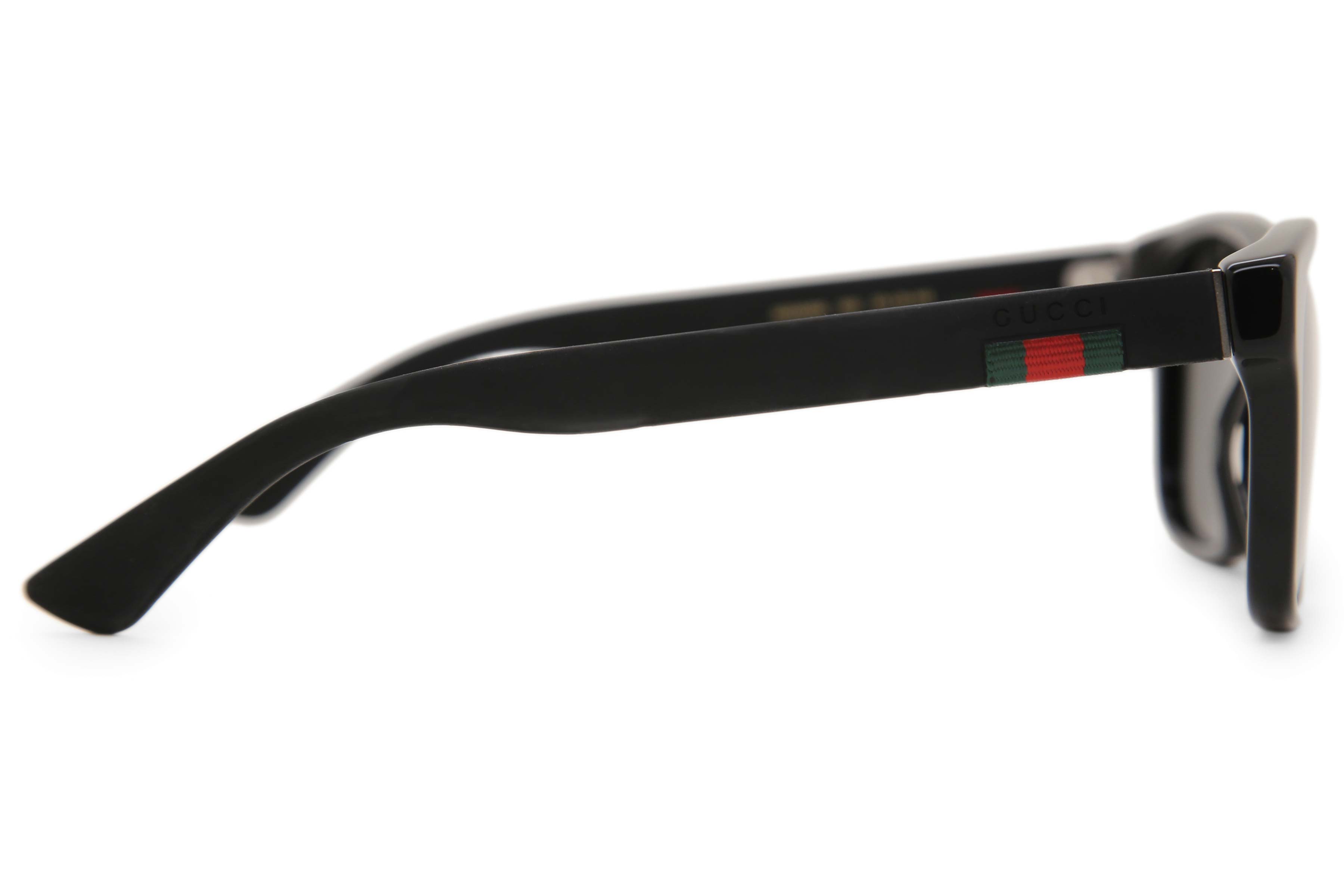 Gucci GG0008S Polarized 002 Sunglasses Black Gucci GG0008S Polarized 002 Sunglasses Black