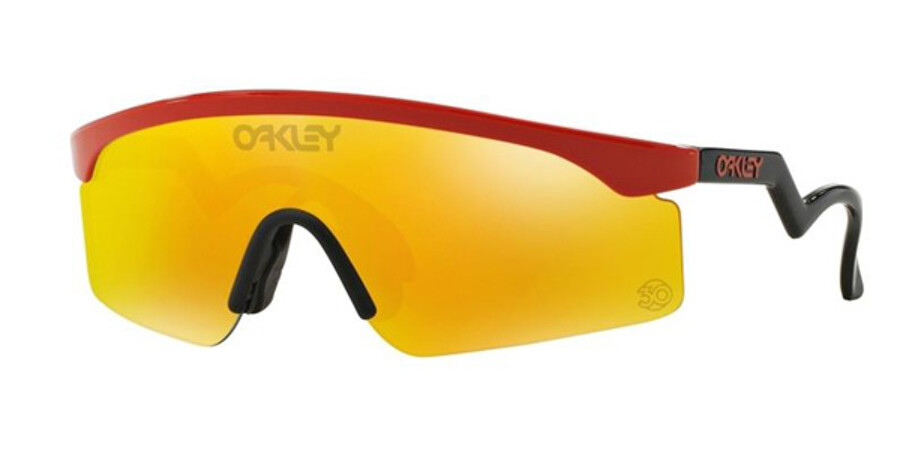 Oakley OO9140 RAZOR BLADES 914014 Sunglasses Red | SmartBuyGlasses UK