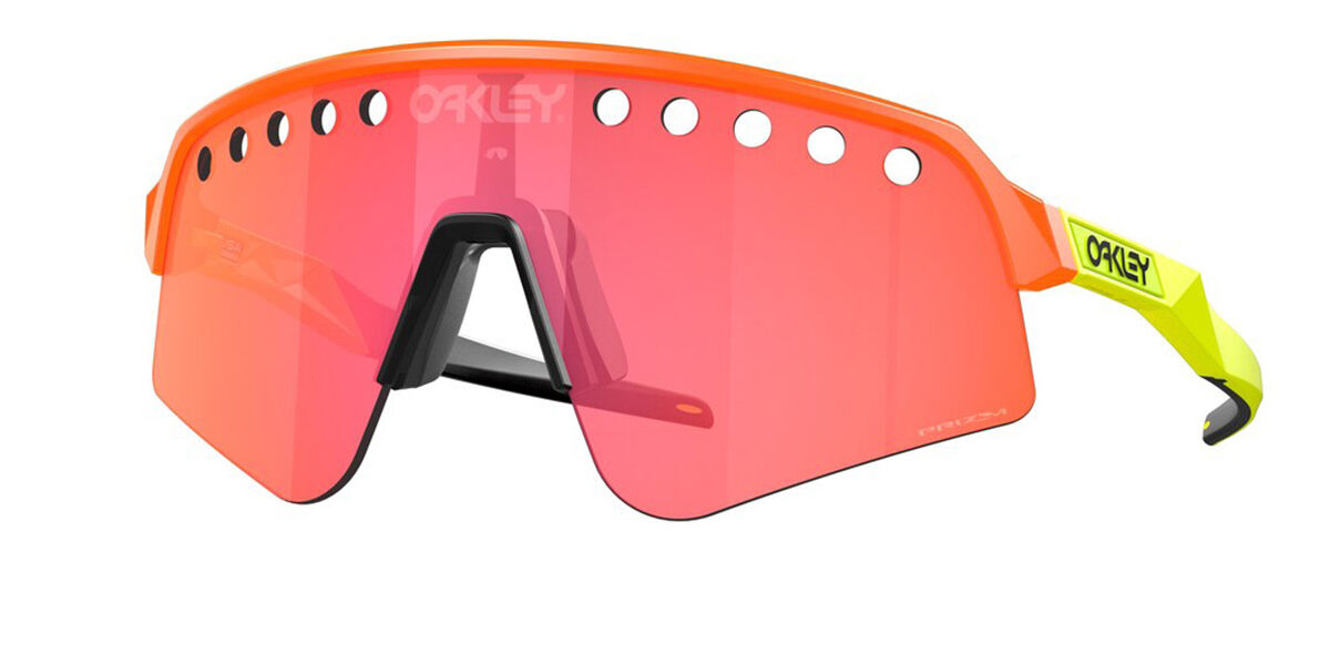 Oakley Sunglasses OO9465 SUTRO LITE SWEEP 946508